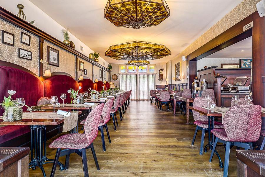 Hotel Victoria Bergen aan Zee Zewnętrze zdjęcie